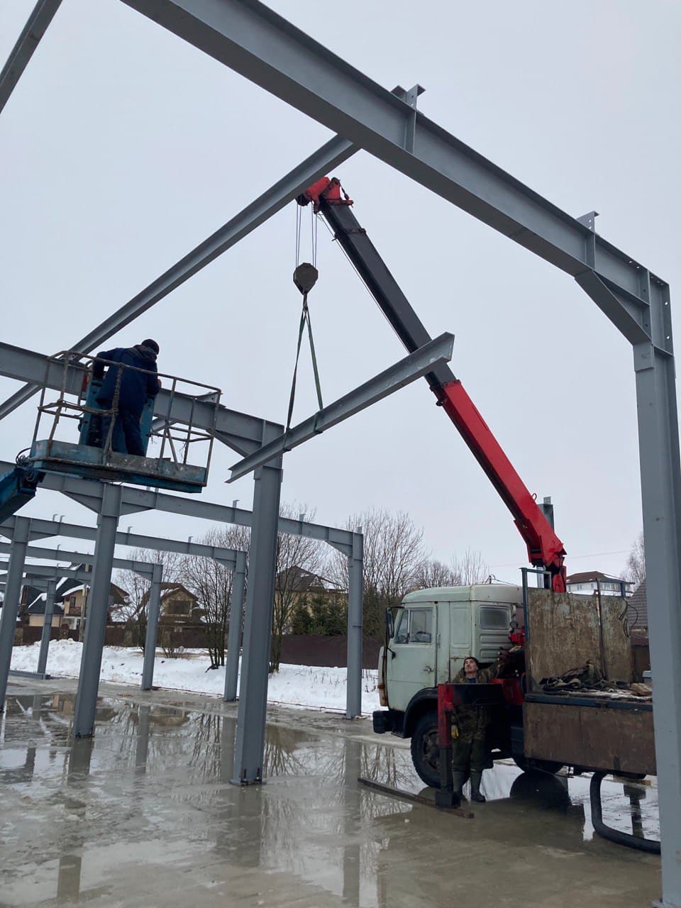 Изготовили и смонтировали каркасы зданий магазина Ленты в Яльгелево 14х53м и 16х14м - изображение 8